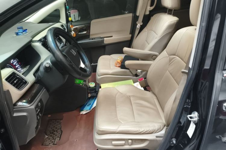 Used Honda Odyssey 2015 2.4L Supreme Edition Left Front Seat