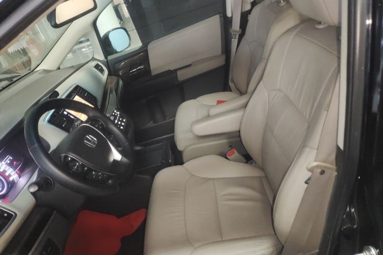 Used Honda Odyssey 2015 Revised 2.4L Luxury Edition Left Front Seat