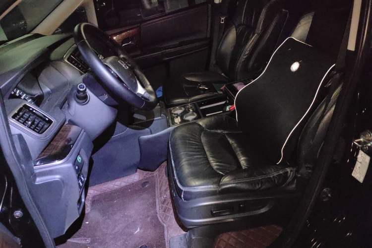 Used Honda Odyssey 2015 2.4L Supreme Edition Left Front Seat