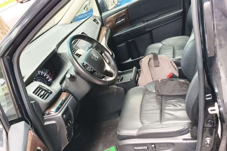 Used Honda Odyssey 2015 Updated Version 2.4L Smart Edition Left Front Seat