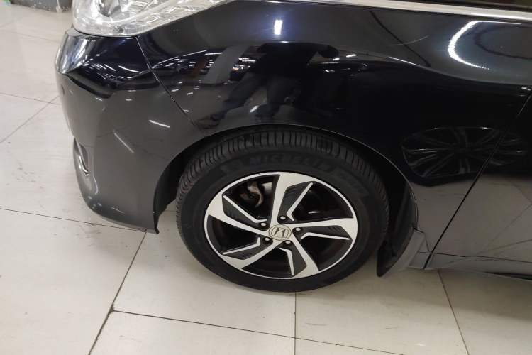Used Honda Odyssey 2015 2.4L Supreme Edition Left Front Wheel Hub