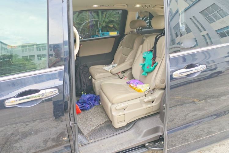 Used Honda Odyssey 2015 Updated Version 2.4L Smart Edition Left Rear Seat