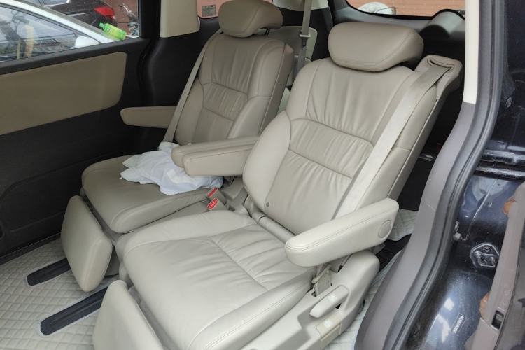 Used Honda Odyssey 2015 2.4L Smart Edition Left Rear Seat