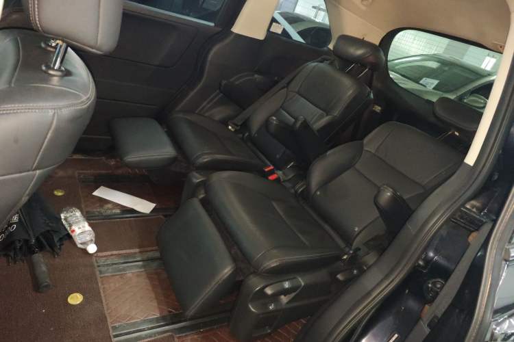 Used Honda Odyssey 2015 Updated Version 2.4L Smart Edition Left Rear Seat