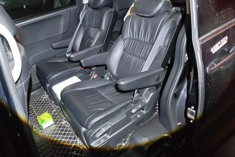 Used Honda Odyssey 2015 2.4L Smart Edition Left Rear Seat