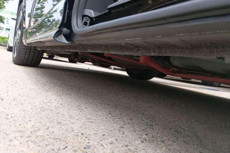 Used Honda Odyssey 2015 Updated 2.4L Smart Cool Version Left Side Sill