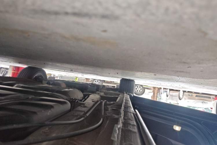 Used Honda Odyssey 2015 Revised 2.4L Luxury Edition Left Side Sill
