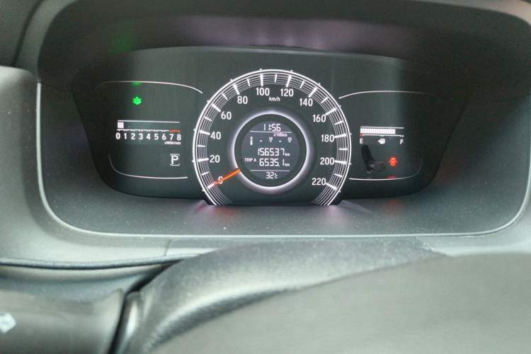 Used Honda Odyssey 2015 2.4L Smart Edition Odometer Close Up