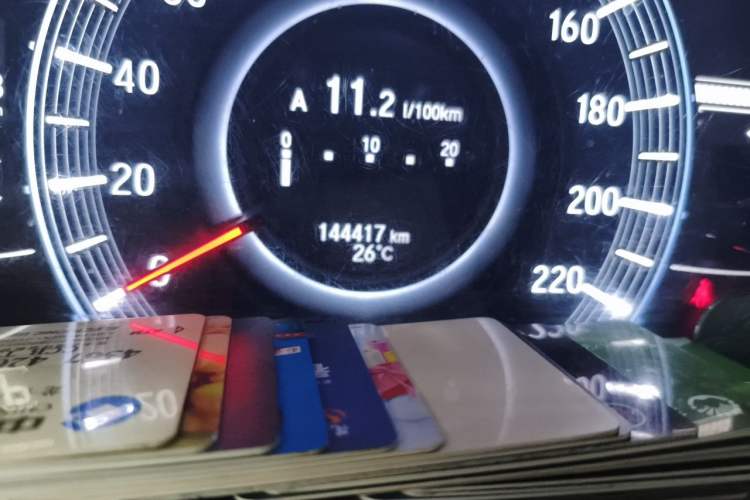 Used Honda Odyssey 2015 2.4L Supreme Edition Odometer Close Up