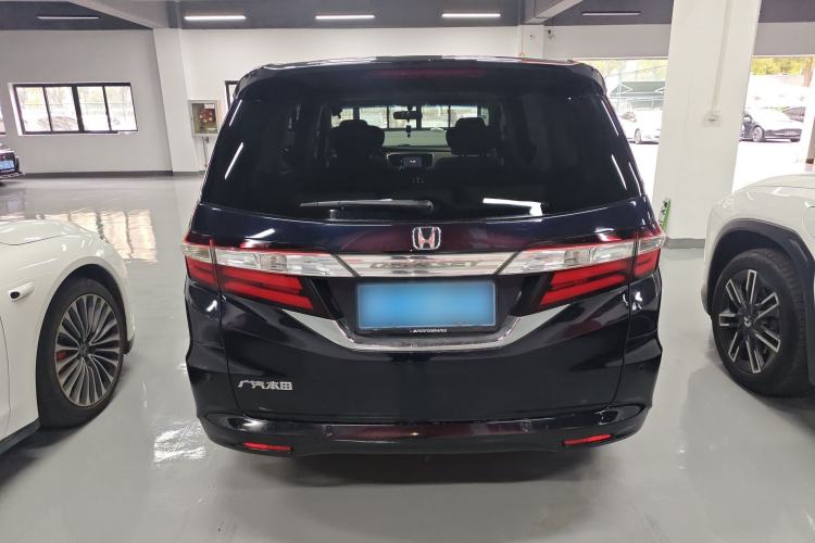 Used Honda Odyssey 2015 2.4L Luxury Edition Rear
