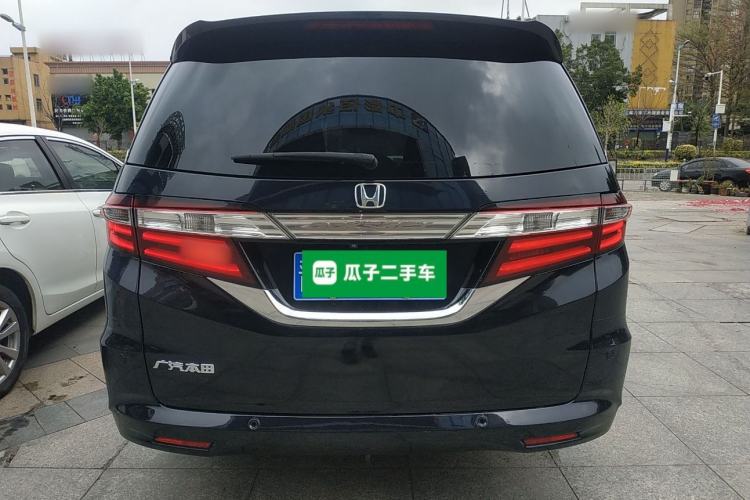 Used Honda Odyssey 2015 Updated Version 2.4L Smart Edition Rear