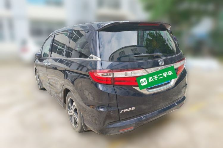 Used Honda Odyssey 2015 Updated Version 2.4L Smart Edition Rear Left 45 Deg
