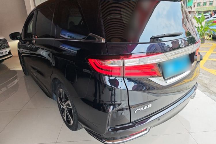 Used Honda Odyssey 2015 Updated 2.4L Smart Cool Version Rear Left 45 Deg