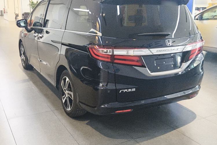 Used Honda Odyssey 2015 2.4L Smart Edition Rear Left 45 Deg