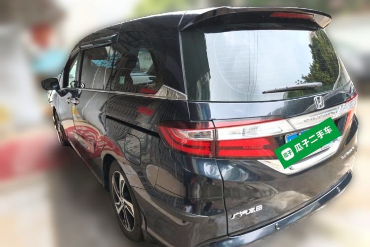 Used Honda Odyssey 2015 Revised 2.4L Luxury Edition Rear Left 45 Deg
