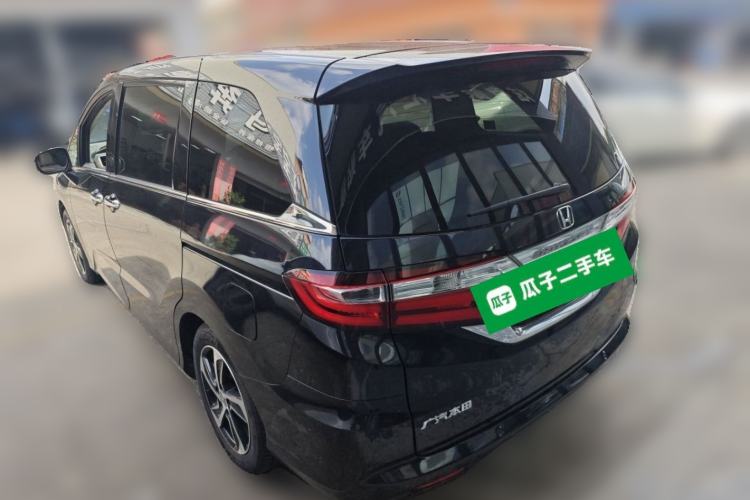 Used Honda Odyssey 2015 Updated Version 2.4L Smart Edition Rear Left 45 Deg