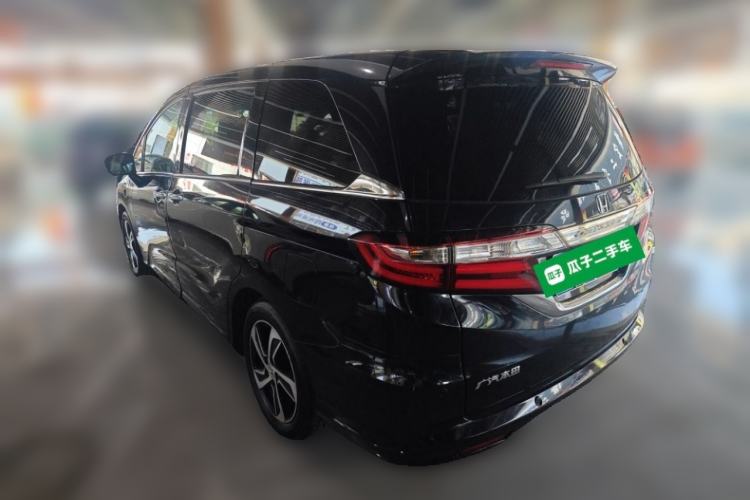 Used Honda Odyssey 2015 2.4L Supreme Edition Rear Left 45 Deg