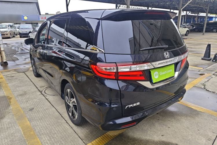 Used Honda Odyssey 2015 Updated Version 2.4L Smart Edition Rear Left 45 Deg