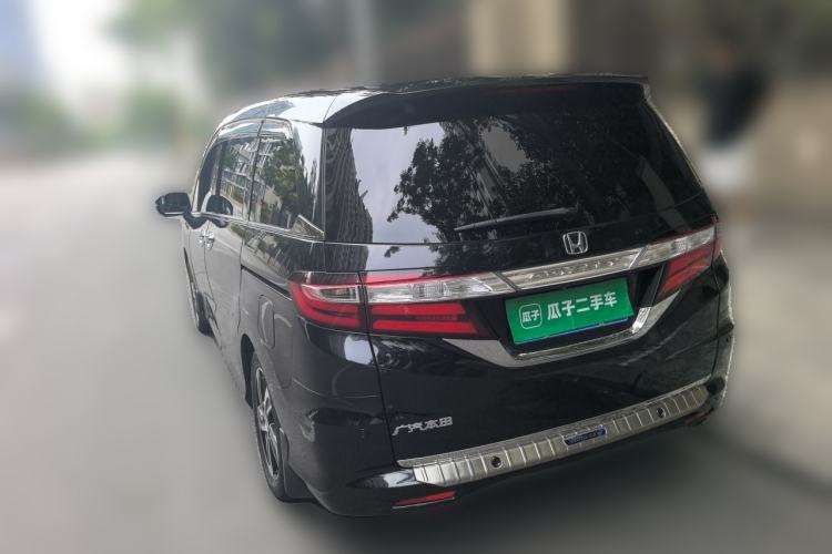 Used Honda Odyssey 2015 Revised Version 2.4L Supreme Edition Rear Left 45 Deg