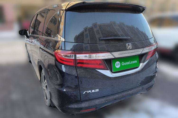 Used Honda Odyssey 2015 Updated Version 2.4L Smart Edition Rear Left 45 Deg