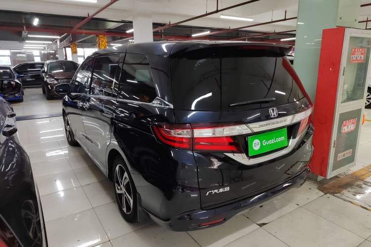 Used Honda Odyssey 2015 2.4L Supreme Edition Rear Left 45 Deg