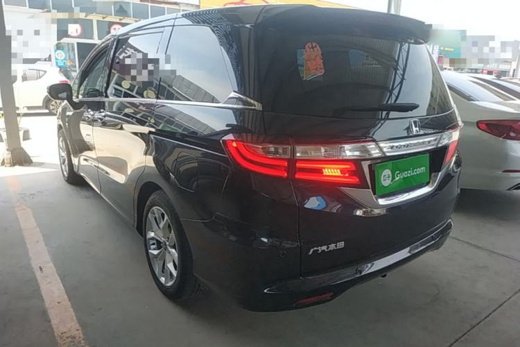 Used Honda Odyssey 2015 Updated Version 2.4L Smart Edition Rear Left 45 Deg