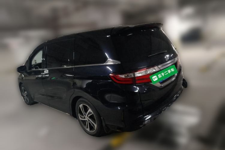 Used Honda Odyssey 2015 Updated Version 2.4L Smart Edition Rear Left 45 Deg