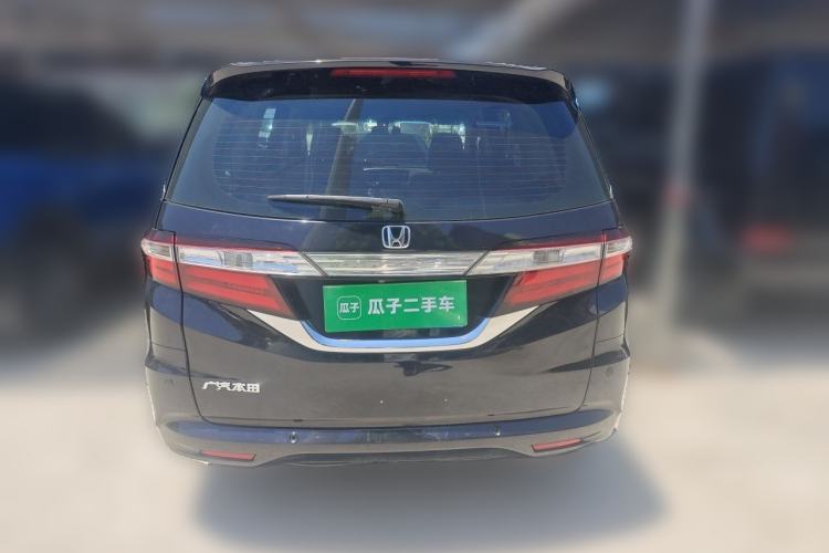 Used Honda Odyssey 2015 Revised 2.4L Luxury Edition Rear