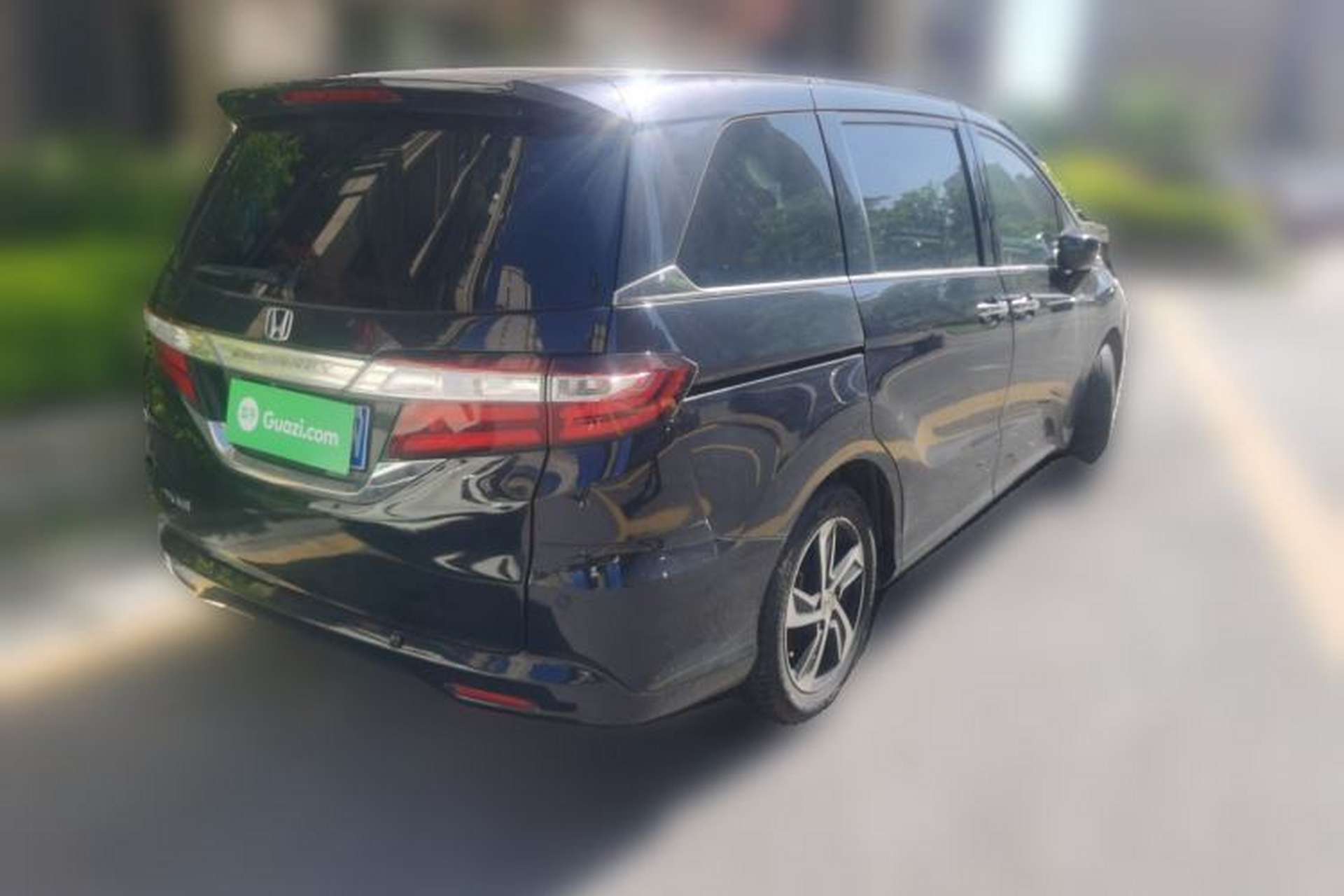 Used Honda Odyssey 2015 2.4L Supreme Edition Rear Right 45 Deg