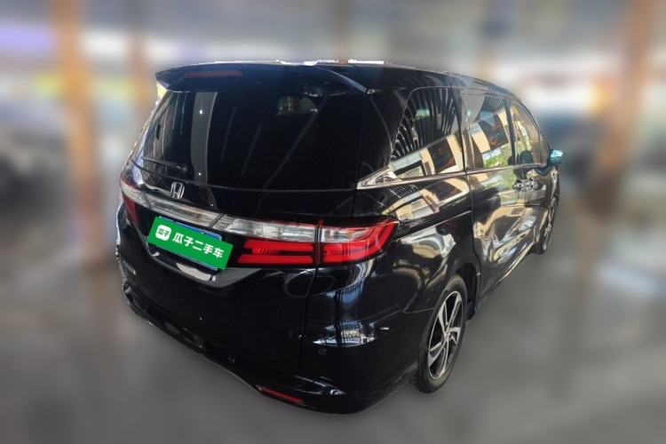 Used Honda Odyssey 2015 2.4L Supreme Edition Rear Right 45 Deg
