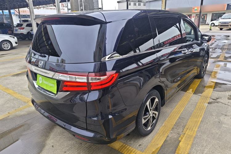 Used Honda Odyssey 2015 Updated Version 2.4L Smart Edition Rear Right 45 Deg