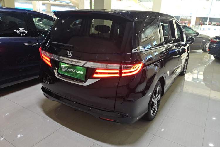 Used Honda Odyssey 2015 2.4L Smart Edition Rear Right 45 Deg