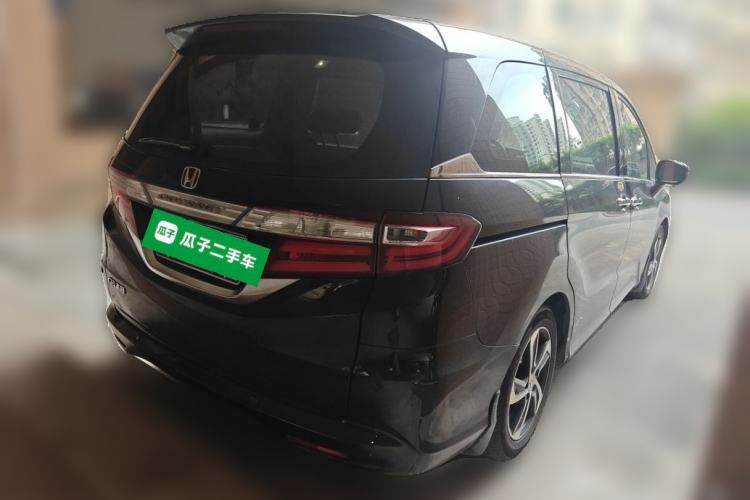 Used Honda Odyssey 2015 2.4L Luxury Edition Rear Right 45 Deg