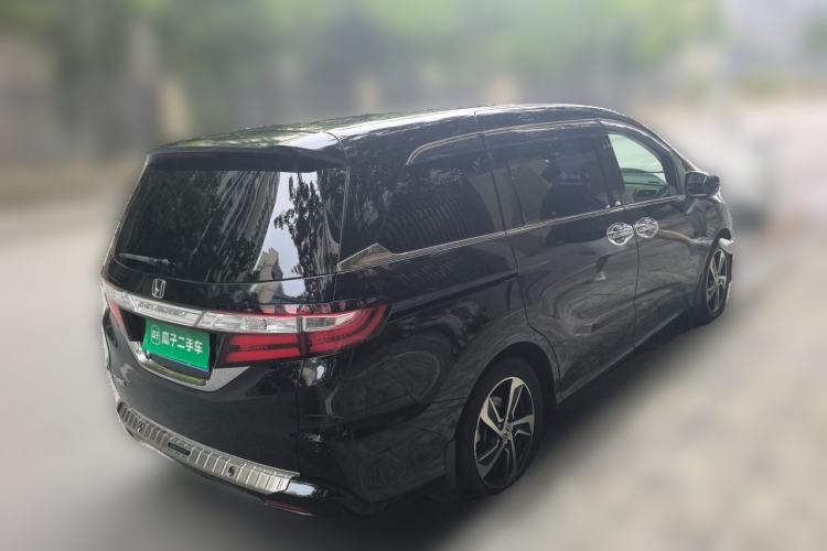 Used Honda Odyssey 2015 Revised Version 2.4L Supreme Edition Rear Right 45 Deg