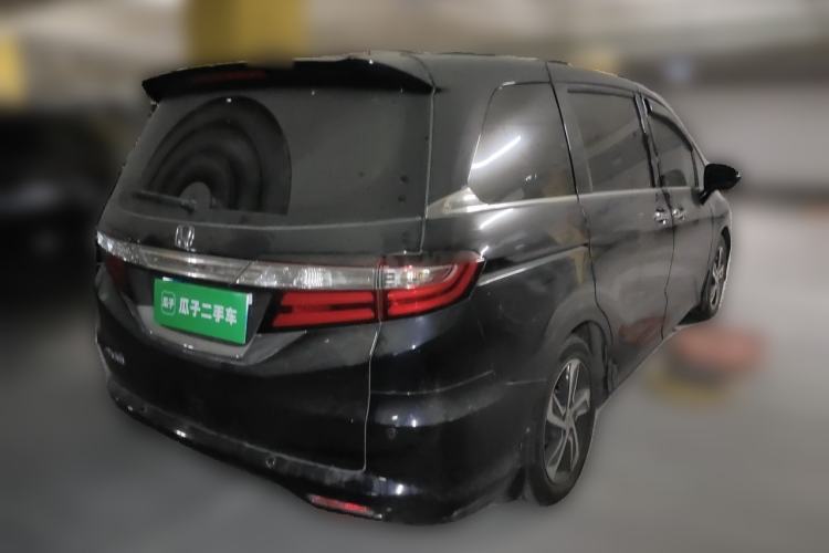 Used Honda Odyssey 2015 Updated Version 2.4L Smart Edition Rear Right 45 Deg