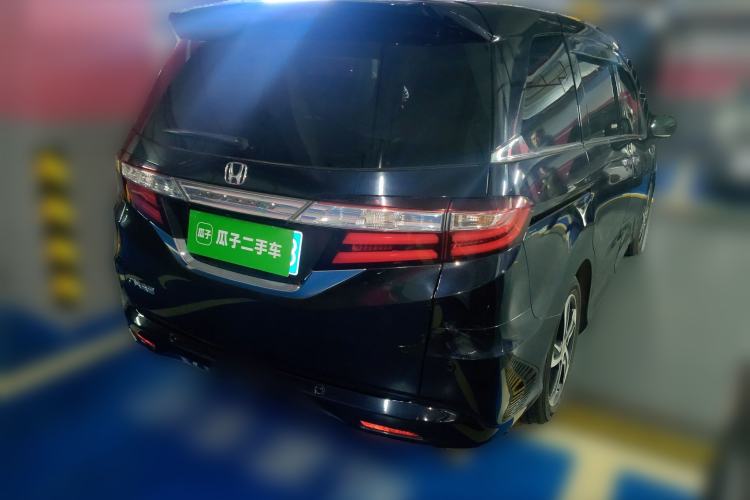 Used Honda Odyssey 2015 Updated Version 2.4L Smart Edition Rear Right 45 Deg