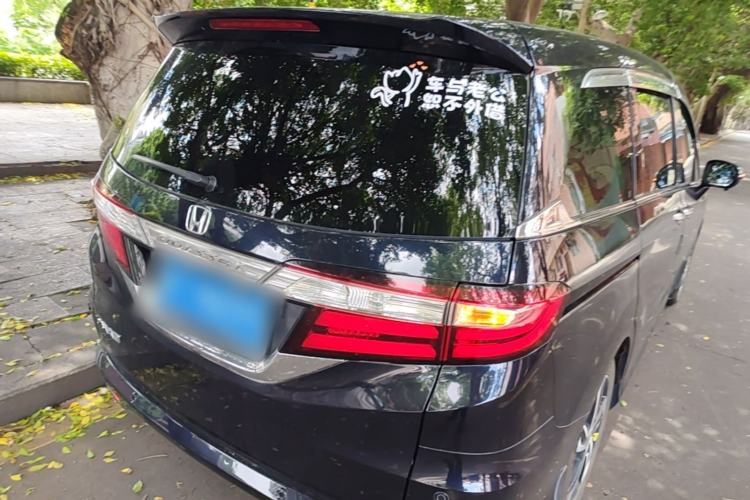 Used Honda Odyssey 2015 Updated Version 2.4L Smart Edition Rear Right 45 Deg