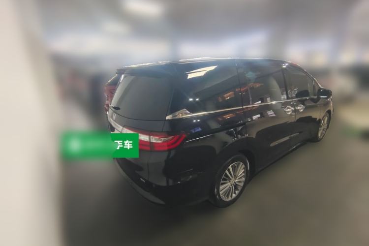 Used Honda Odyssey 2015 Revised 2.4L Luxury Edition Rear Right 45 Deg