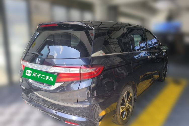 Used Honda Odyssey 2015 Updated Version 2.4L Smart Edition Rear Right 45 Deg