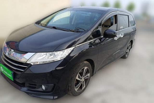 Used Honda Odyssey 2015 Revised 2.4L Luxury Edition