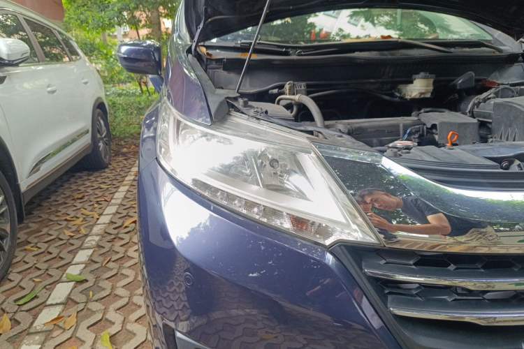 Used Honda Odyssey 2015 2.4L Smart Edition Right Front Headlight