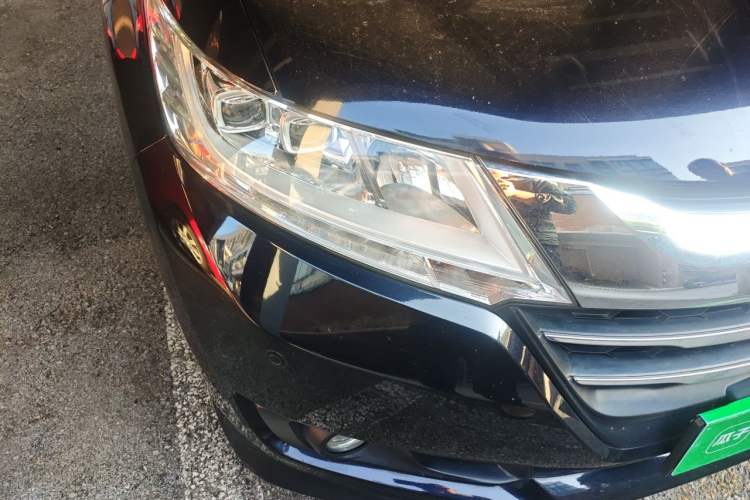 Used Honda Odyssey 2015 Updated Version 2.4L Smart Edition Right Front Headlight