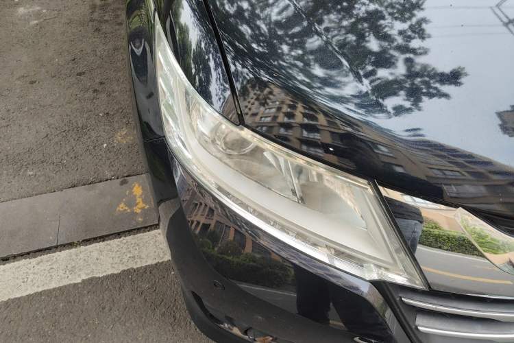 Used Honda Odyssey 2015 2.4L Luxury Edition Right Front Headlight
