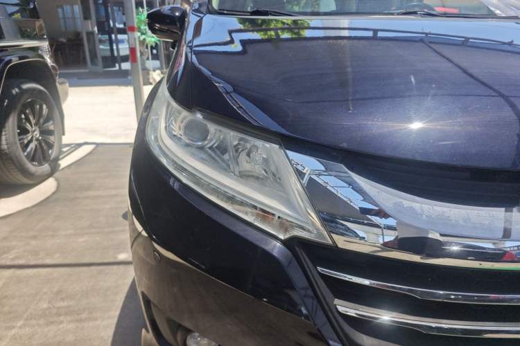 Used Honda Odyssey 2015 Revised 2.4L Luxury Edition Right Front Headlight