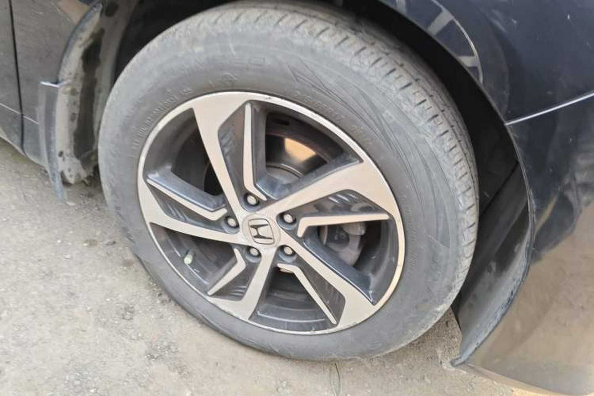 Used Honda Odyssey 2015 Updated Version 2.4L Smart Edition Right Front Wheel Hub