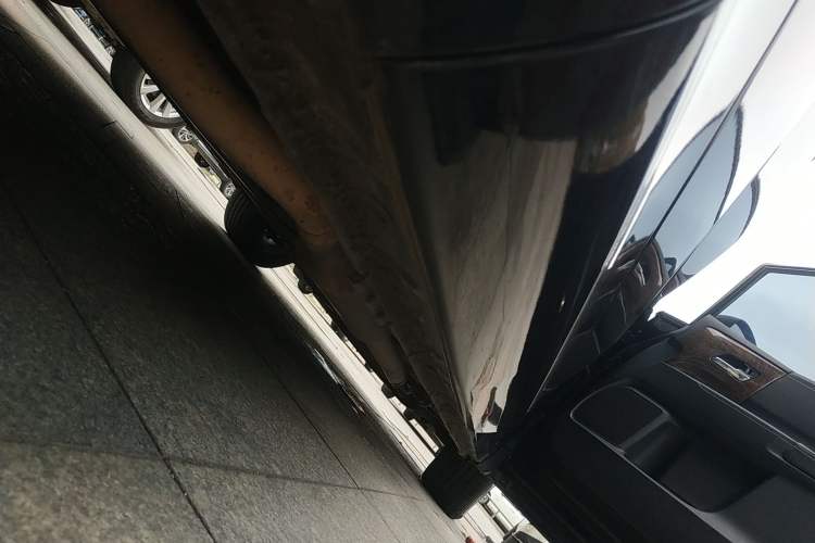 Used Honda Odyssey 2015 Updated Version 2.4L Smart Edition Right Side Sill