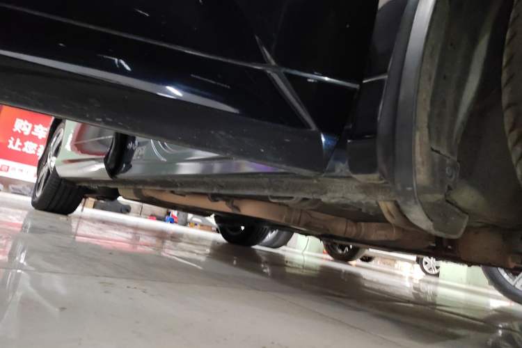 Used Honda Odyssey 2015 2.4L Supreme Edition Right Side Sill