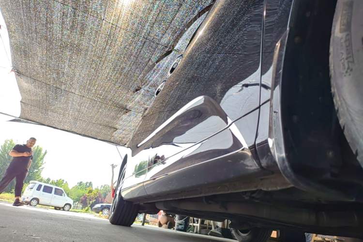 Used Honda Odyssey 2015 Updated Version 2.4L Smart Edition Right Side Sill