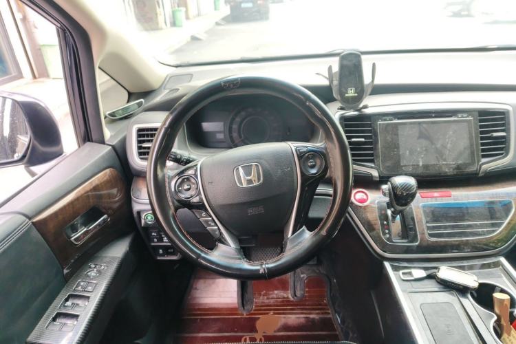 Used Honda Odyssey 2015 2.4L Smart Edition Steering Wheel