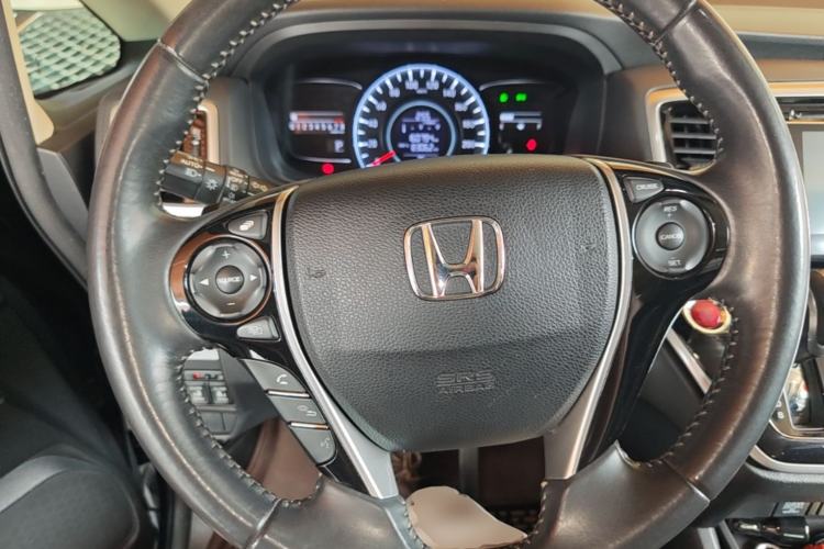 Used Honda Odyssey 2015 Updated 2.4L Smart Cool Version Steering Wheel